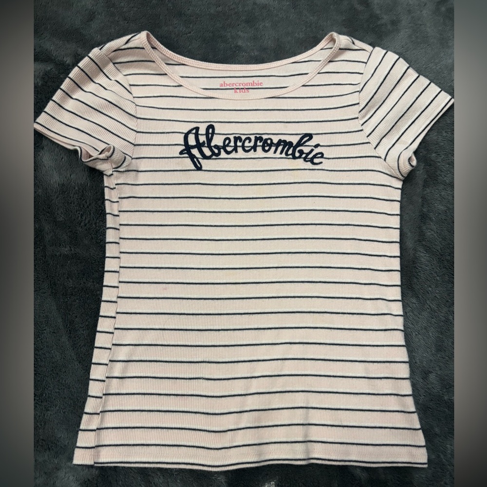 Abercrombie Kids Black and White and pink Fitted Short Sleeve Tee